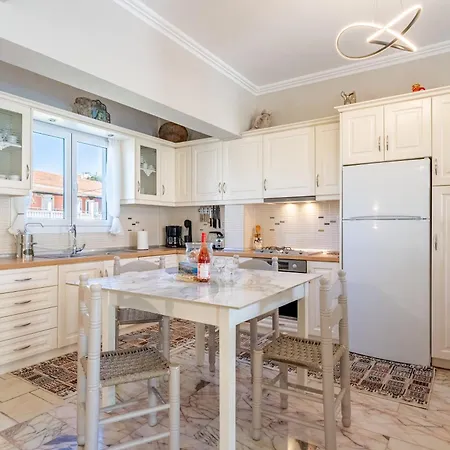Luxury Family In * Kassiopi