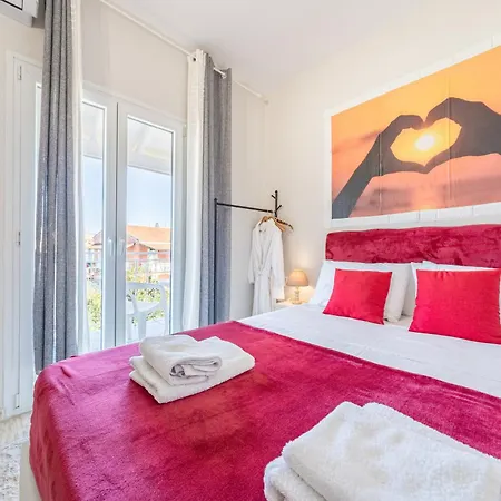 Luxury Family In Kassiopi